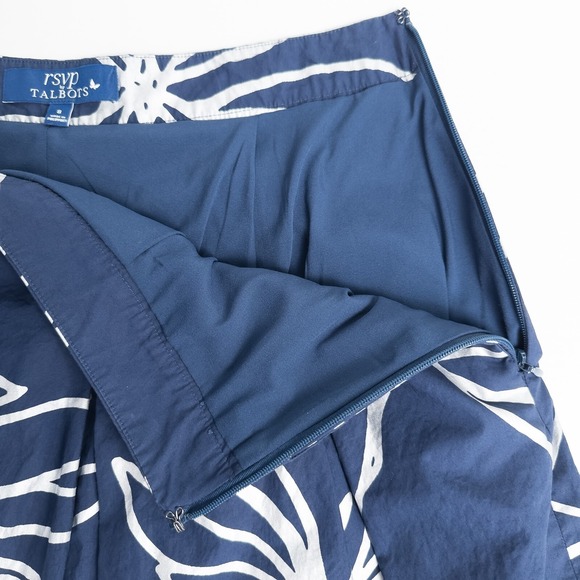 Talbots RSVP Floral Pleated Full Midi Skirt Size 8 Lined Blue Silver Pockets - Picture 14 of 16